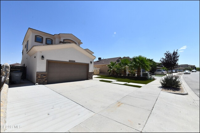 Building Photo - 3136 Red Maple