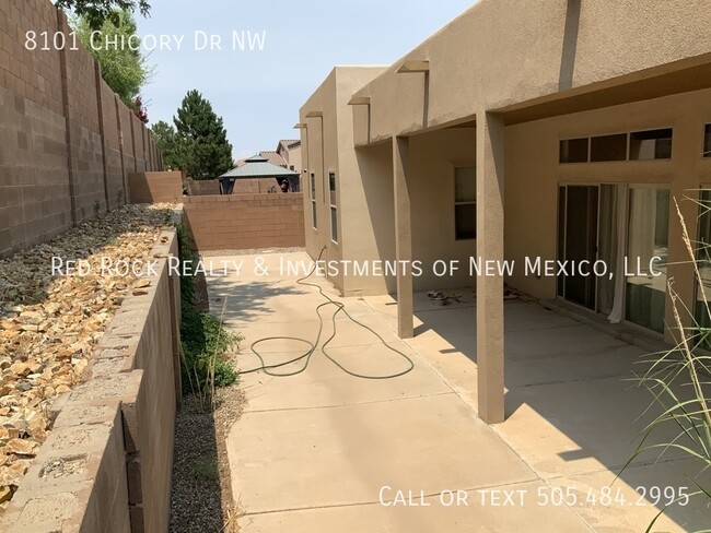 Building Photo - 8101 Chicory Dr NW