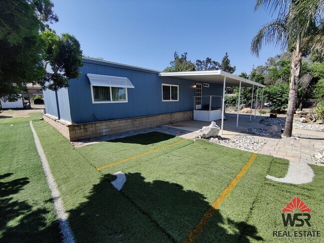 Building Photo - 3 Bedroom Home in Lake Elsinore