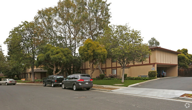 Primary Photo - Mira Loma Apartments