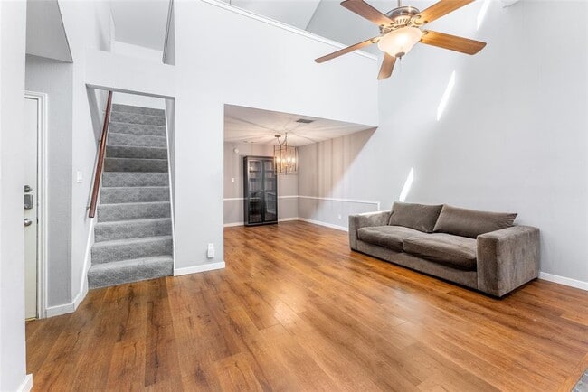 Building Photo - 1500 Woodlawn Blvd