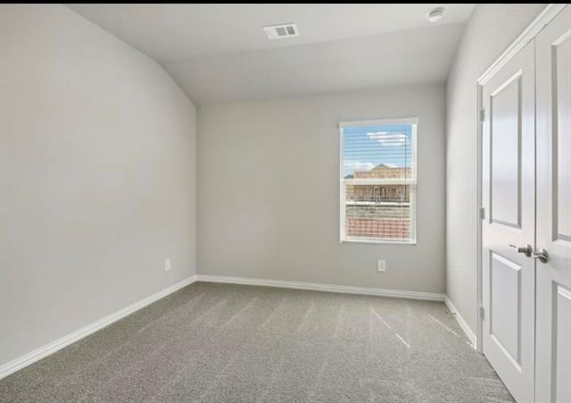 Building Photo - 909 Edgehurst Dr