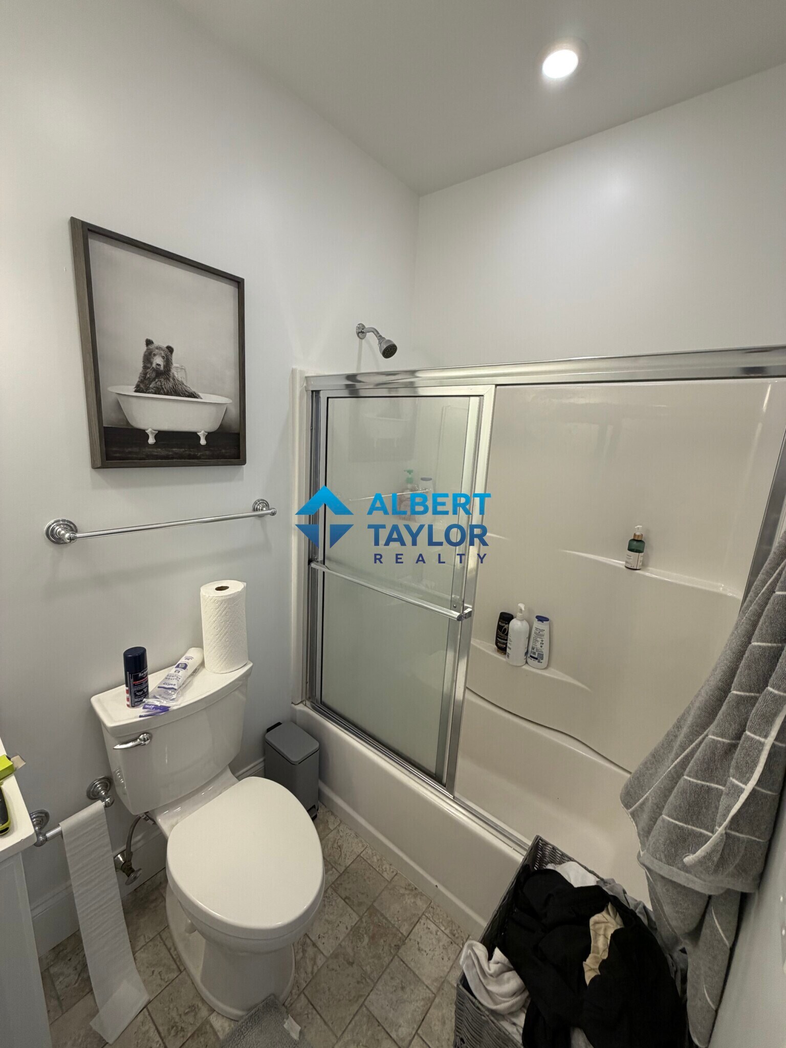 Building Photo - 145 Cedar St