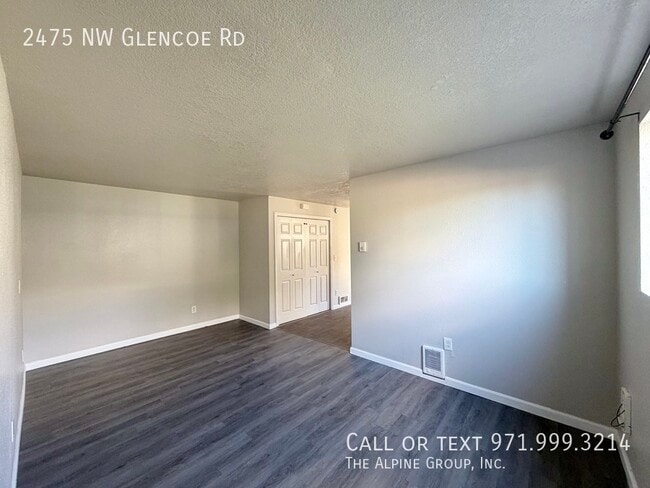 Building Photo - 2475 NW Glencoe Rd