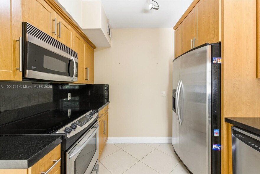 Building Photo - 3300 Segovia St