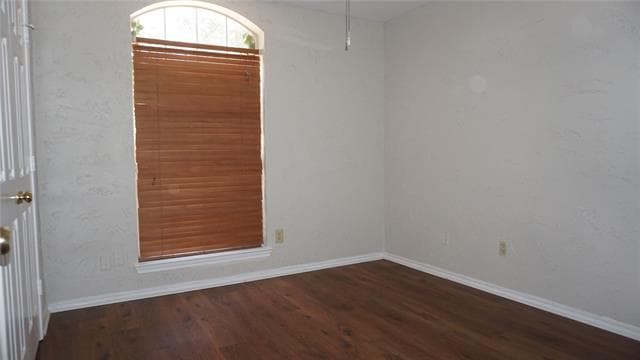 Building Photo - 6044 Sundown Dr