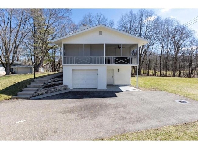 Building Photo - 25455 Nelsine Dr