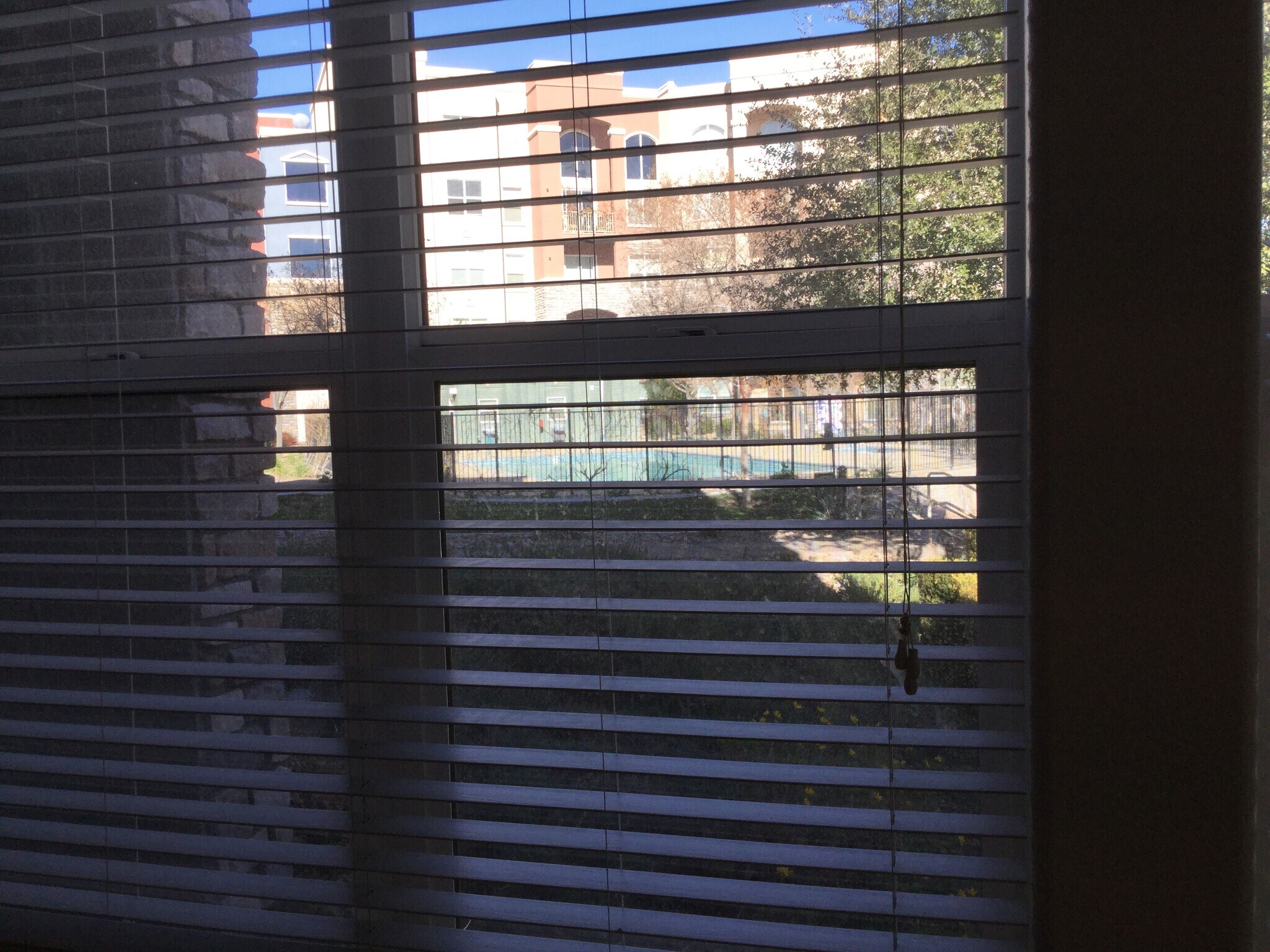 Building Photo - 38 E Serene Ave