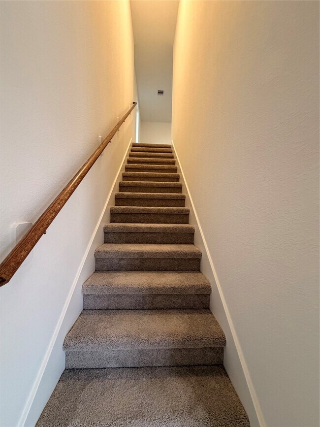 Building Photo - 1719 W Stroker Rd