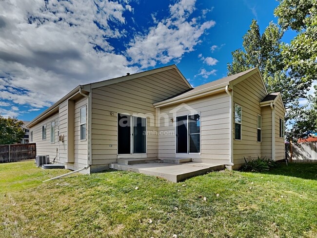 Building Photo - 9835 Kenton Cir