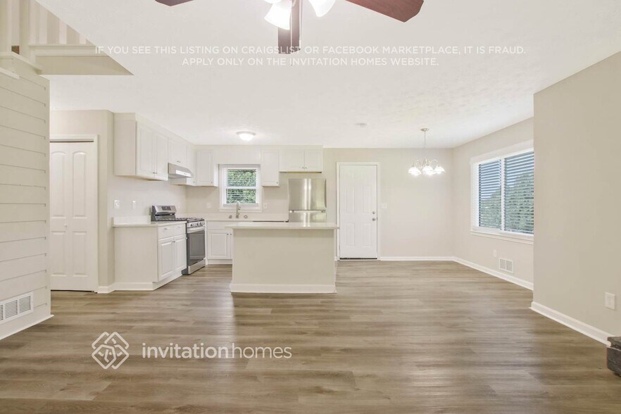 Building Photo - 64 Stacey Dr