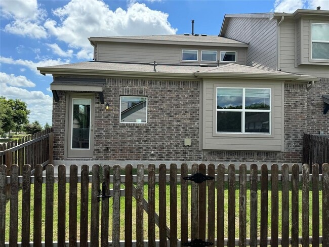 Building Photo - 17502 Bay Skipper Dr