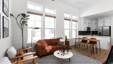 Building Photo - 2913 Chennault St