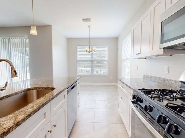 Floorplan - Eleven Oaks