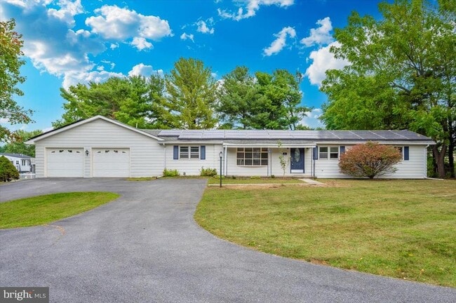 Building Photo - 6 Schaller Ln