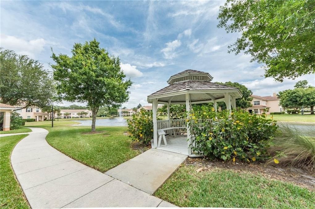 Peaceful walking path - 2352 57th Cir