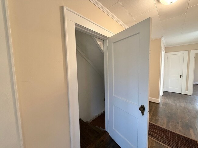 Building Photo - Statesville - HWY 90 - 3 BD/ 2 BA