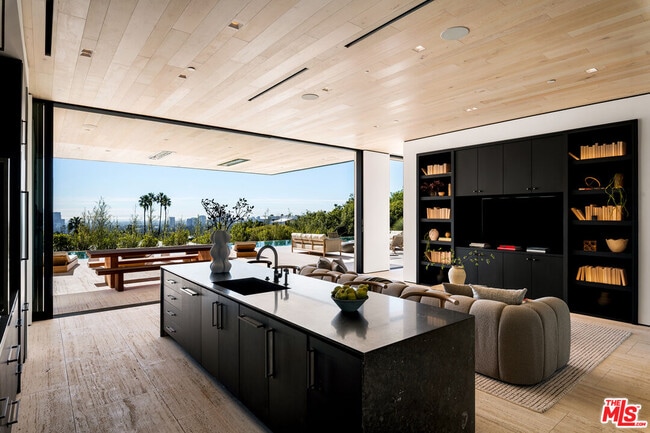 Building Photo - 1210 Laurel Way