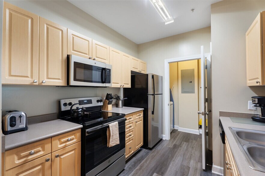 Building Photo - 5016 Koster Hill Pl