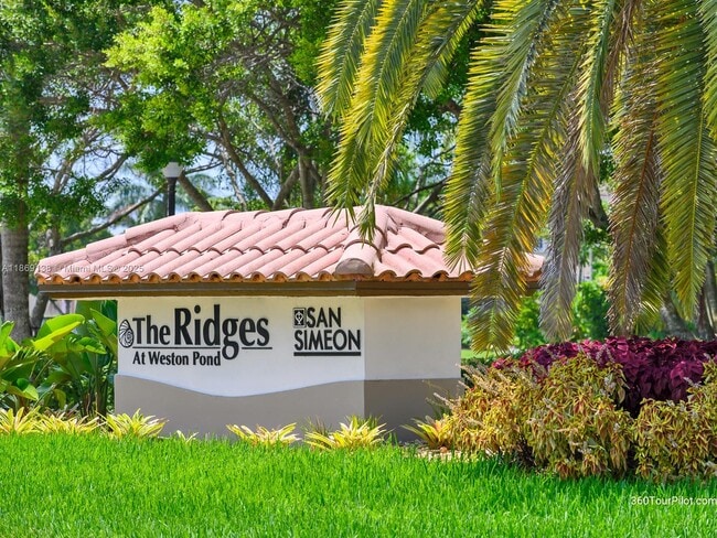 Building Photo - 4400 Fox Ridge Dr