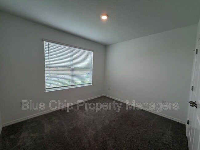 Building Photo - 10621 Quail Grv Wy