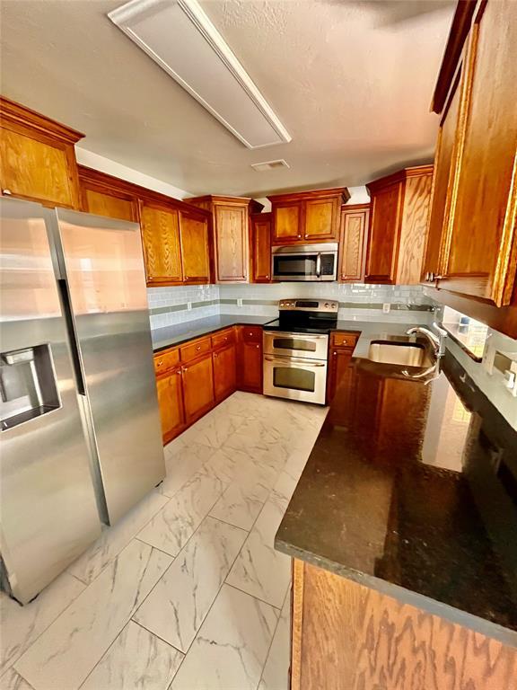 Building Photo - 17700 Black Hawk Cir