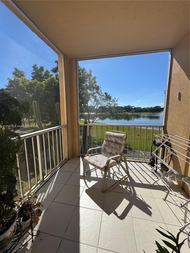 Building Photo - 15330 SW 106th Terrace