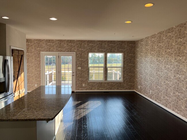 Building Photo - 927 Brechin Ln