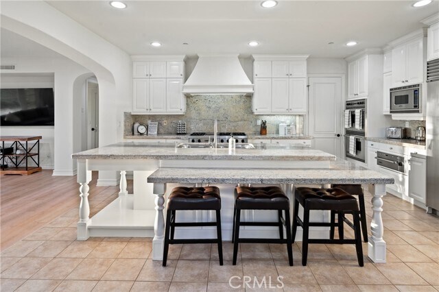 Building Photo - 23 Castlerock