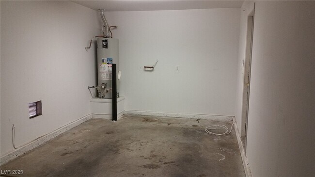 Building Photo - 7245 Pine Barrens St