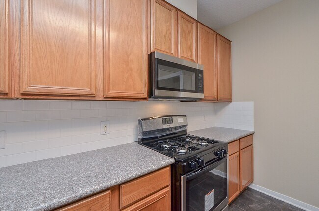 Building Photo - 18514 Alemarble Oak St