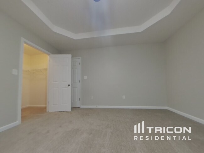 Building Photo - 3015 Brass Dr