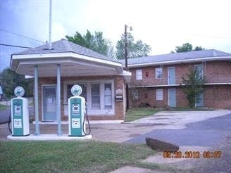 Primary Photo - 328 S Tyler St