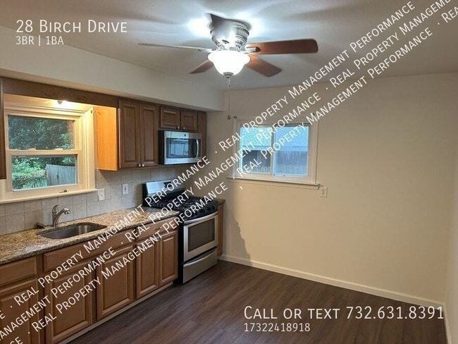 Building Photo - 28 Birch Dr