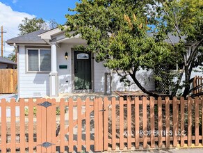 Building Photo - 1617 W 39th Ave