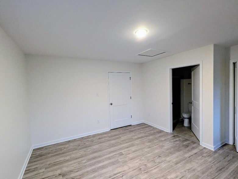 Building Photo - 4600 Chipoax Ave