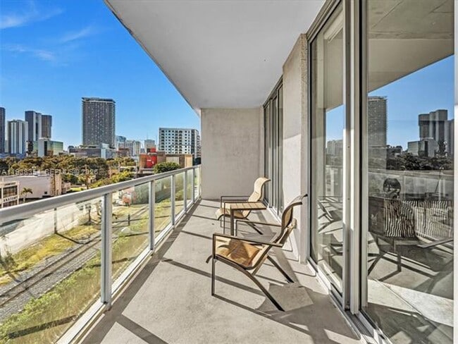 Building Photo - 3470 E Coast Ave