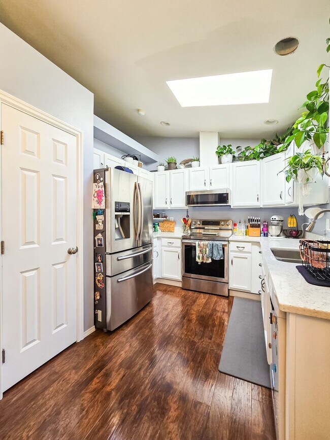 Building Photo - 4BD/2.5BA Monroe Home