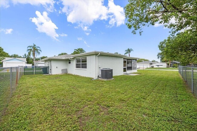 Building Photo - 7751 Cherrytree Ln