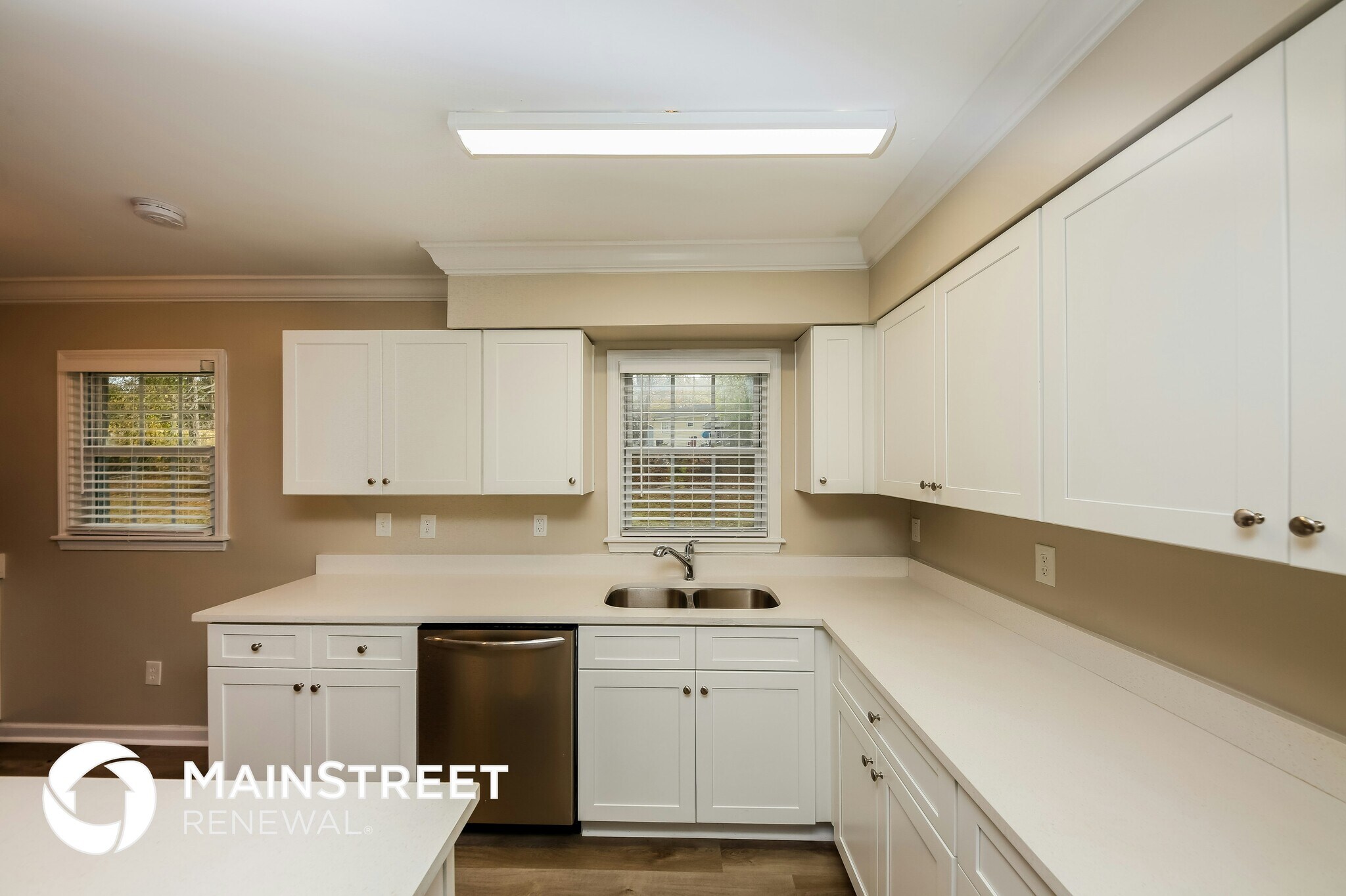 Building Photo - 3405 Ridgecrest Dr