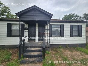 Building Photo - 1907 N Magnolia St