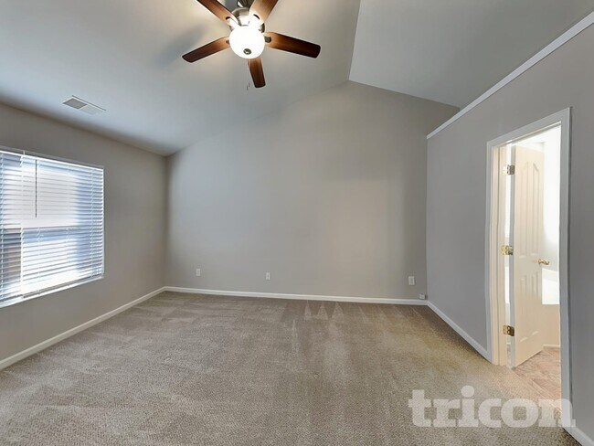 Building Photo - 142 Jacobs Woods Cir