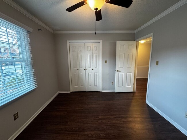 Building Photo - 135 Chrisfield Cir