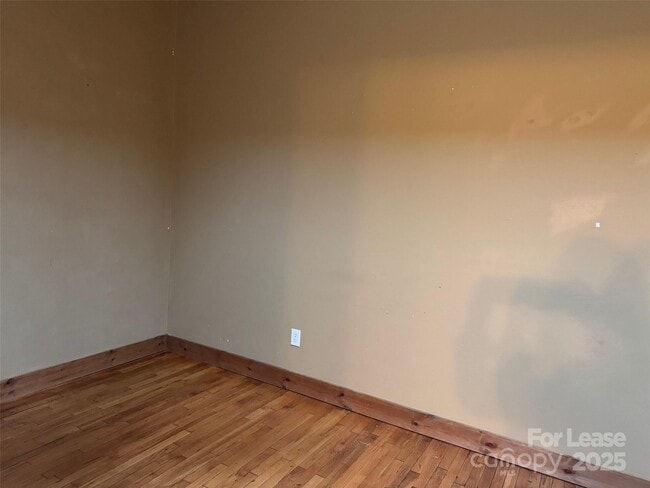 Building Photo - 110 Church St NW