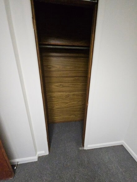 Building Photo - 145 Quailwood Pky