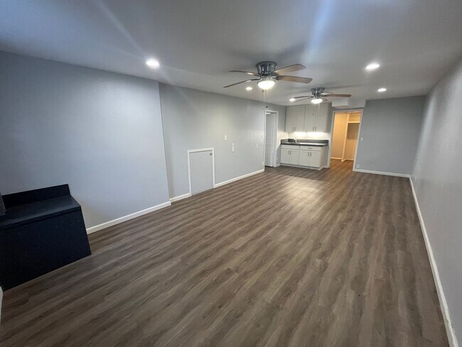 Building Photo - Breath-taking Coastal View, 4 Bdrm/2.5 Bath Home