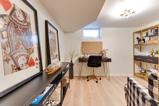 Building Photo - 17035 9th Ave N