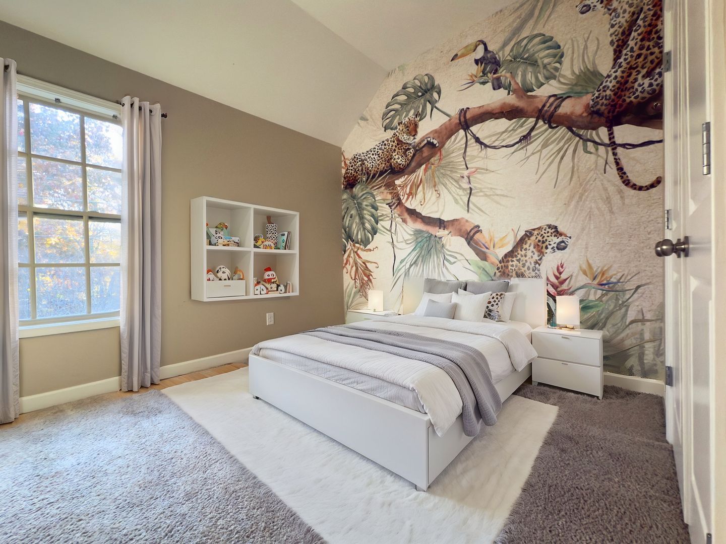 Building Photo - 546 Micayne Cir SE