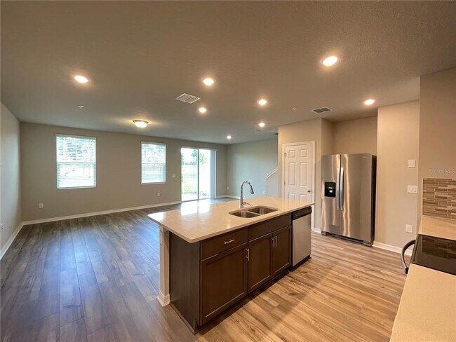 Building Photo - 2475 Sweet Viburnum Wy