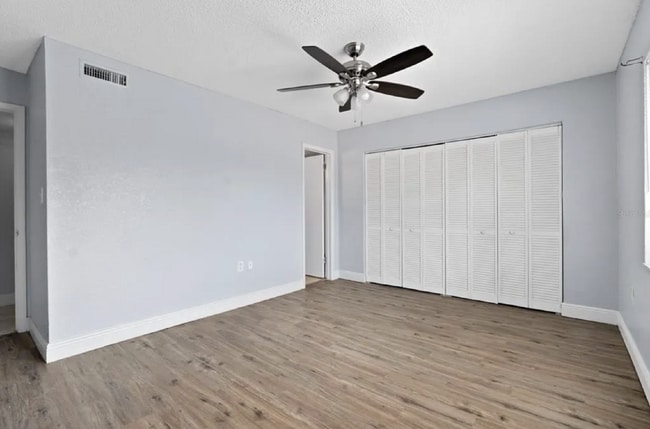 Building Photo - Spacious Renovated 3-Bedroom Condo with Ba...